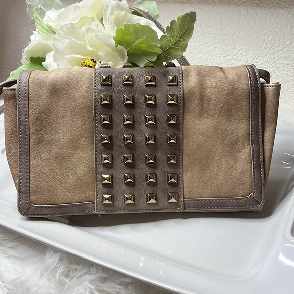 Studded Tan Shoulder/Crossbody or Clutch - Picture 12 of 13